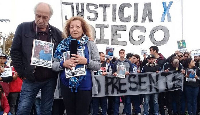 Hoy Tres de Febrero: Muerte