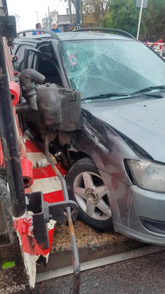 Tren Sarmiento: Dos accidentes