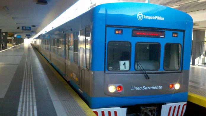 Tren Sarmiento ahora con demoras Tren Sarmiento ahora con demoras