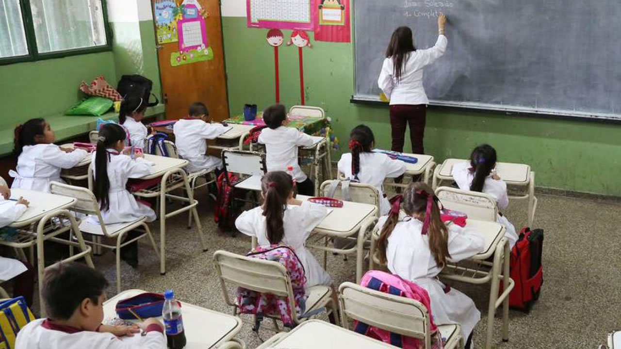 Ministro de Educación dice que no vuelven las clases en Ciudad Ministro de Educación dice que no vuelven las clases en Ciudad