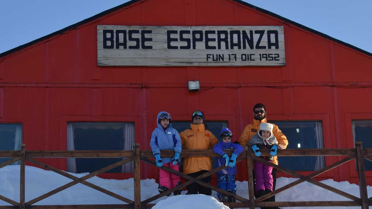 Morón: Clase de cocina en vivo con la Base Esperanza de la Antártida Morón: Clase de cocina en vivo con la Base Esperanza de la Antártida
