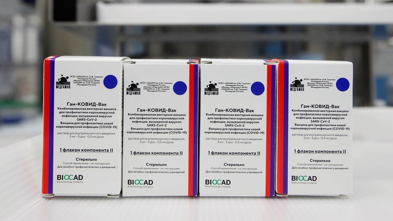 El gobieno ya tiene la Sputnik V y lanza campaña de vacunación