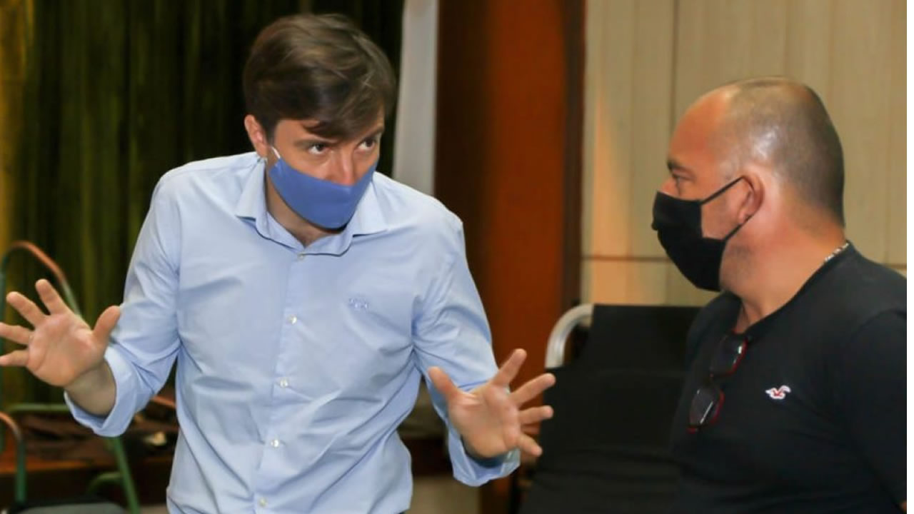 La Unión Obrera Metalúrgica de Morón realizó colecta de sangre. Estuvo presente el intendente Lucas Ghi.