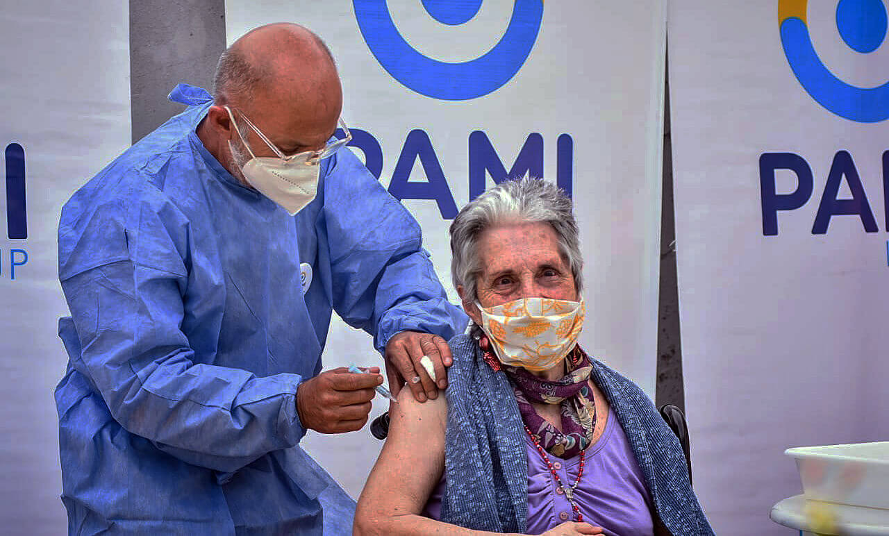 La Directora de PAMI Morón no da información
