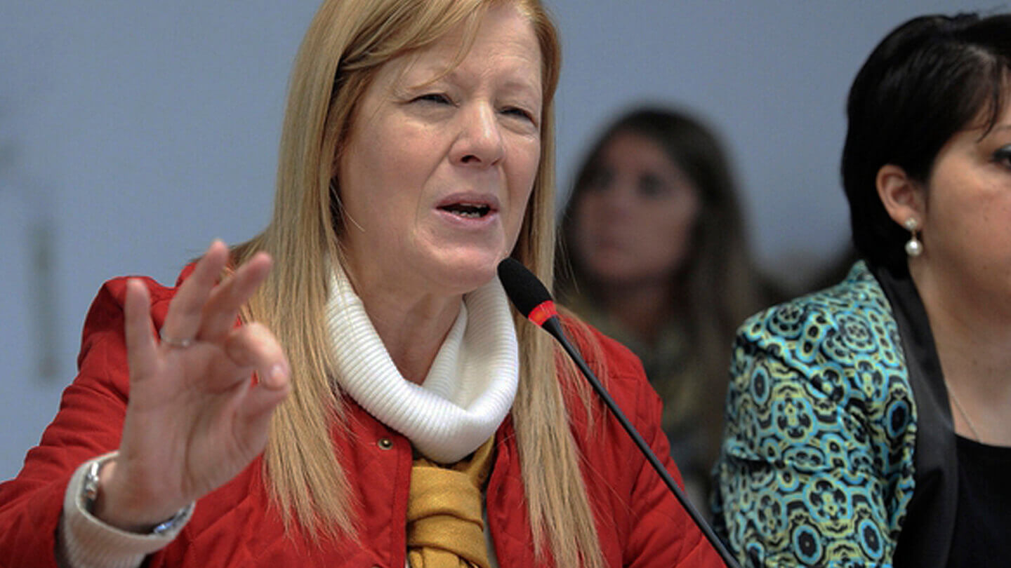 Stolbizer le envío una carta al Presidente Fernández y le pide los listados de vacunados Stolbizer le envío una carta al Presidente Fernández y le pide los listados de vacunados