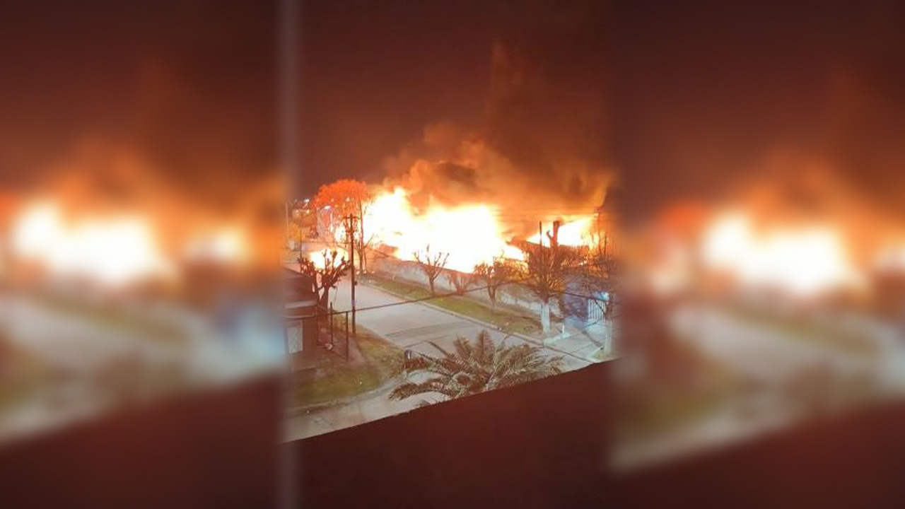 Ahora en Morón: Gigantesco Incendio