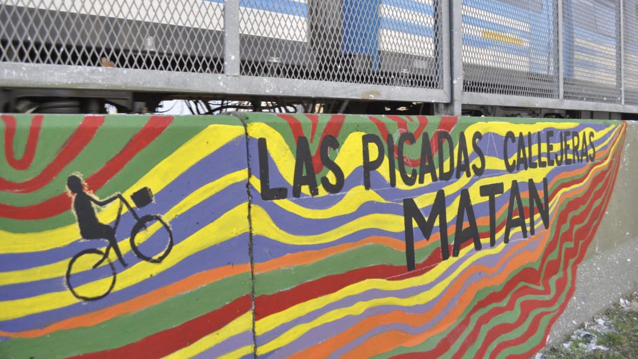 Mural en homenaje a Lautaro
