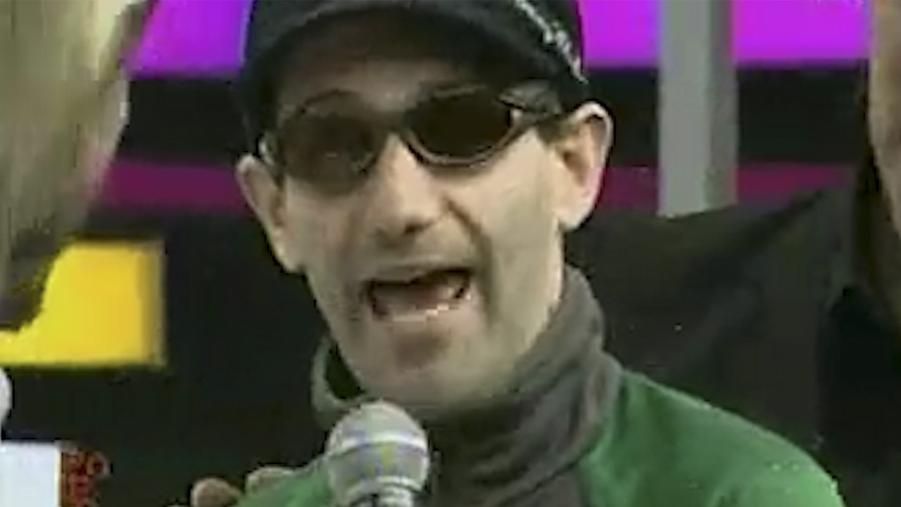 El larva