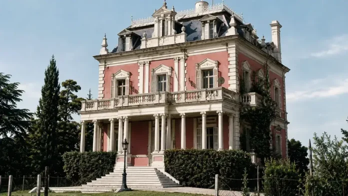 El Castillo Ayerza bien conservado para deshabitado a fines de los '50 e inicios de los '60