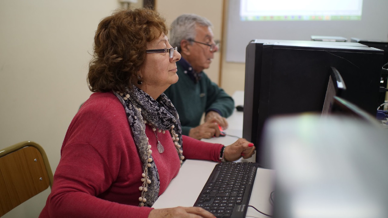 Universidad para adultos mayores