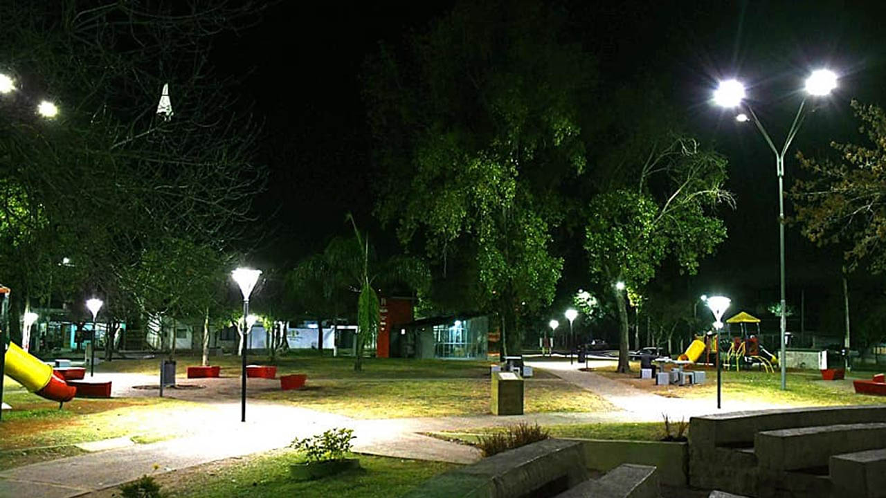 Nueva iluminación en la Plaza