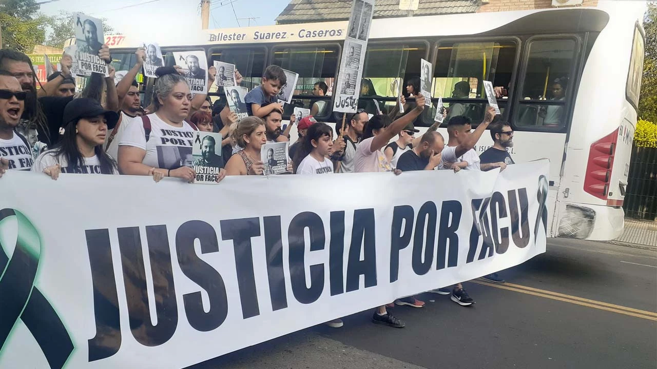 Marcha en Hurlingham