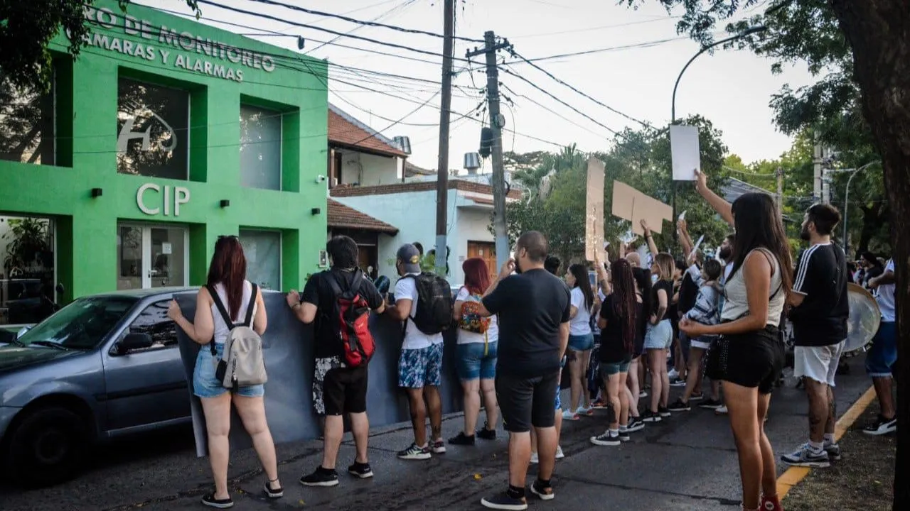 Marcha en Hurlingham