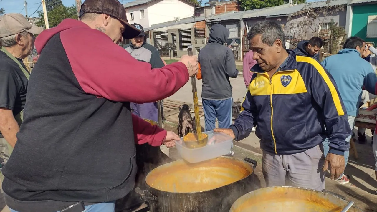 Locro en el Barrio