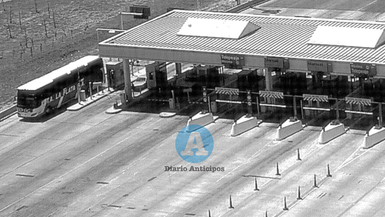 Las Primeras Cabinas de Peaje