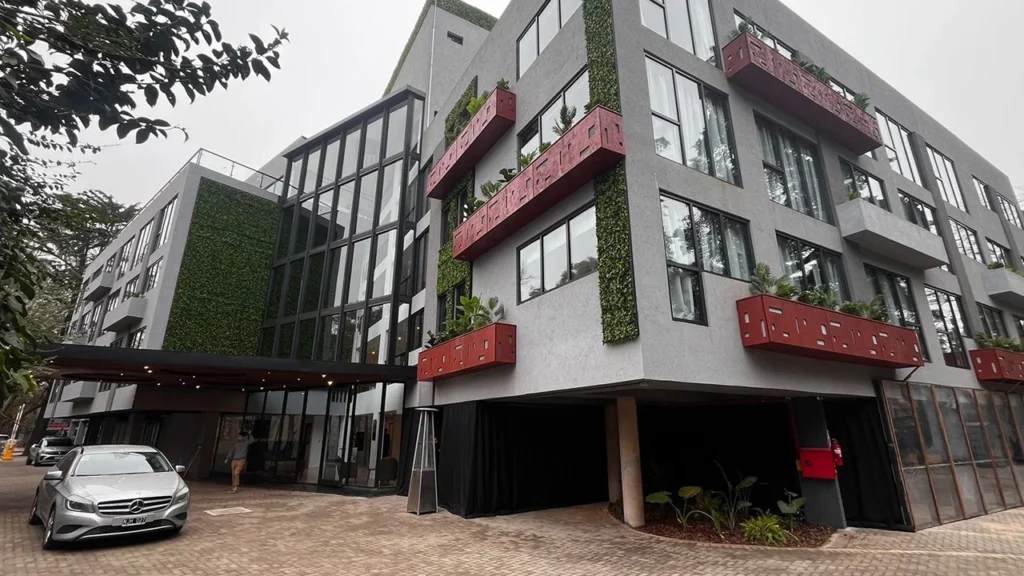 Abrió el Mérit, el primer hotel internacional de Parque Leloir 1 Abrió-el-Mérit_-el-primer-hotel-internacional-de-Parque-Leloir