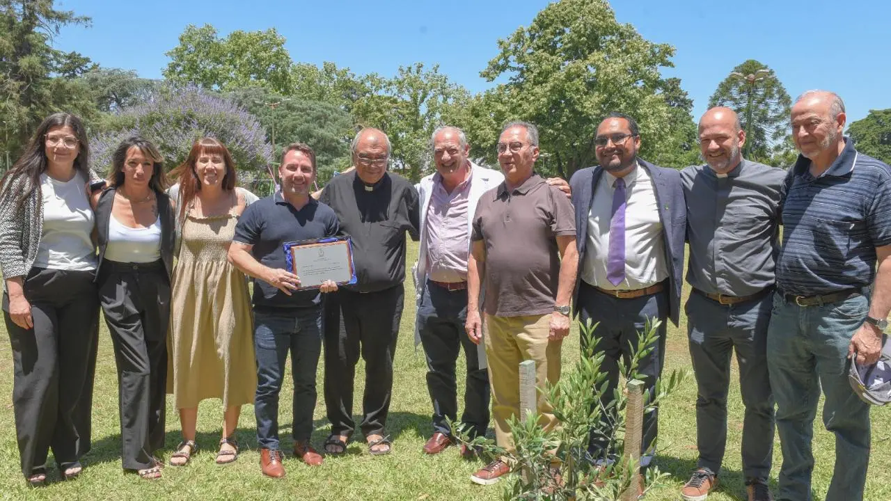 Descalzo con Scholas