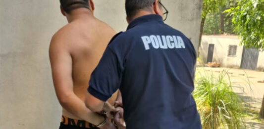 El sospechoso al momento de su captura