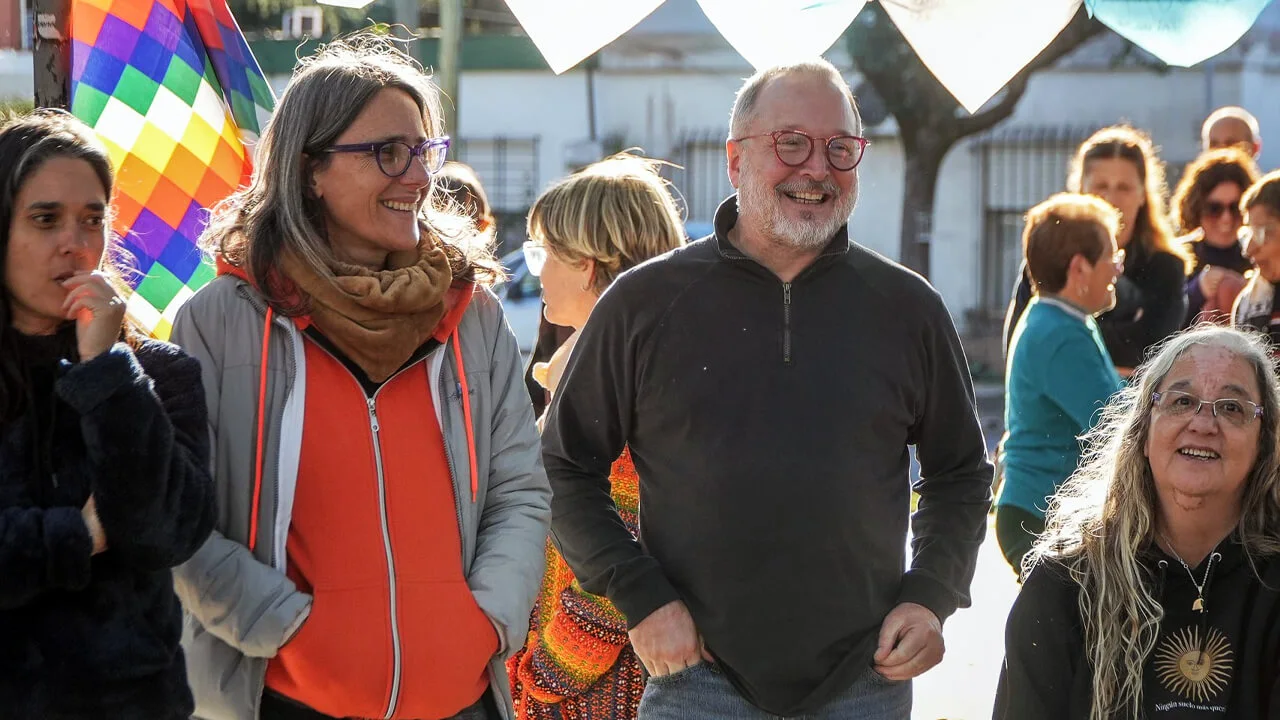 Martín-Vuelve-con-consonancia-con-Cristina Martín-Vuelve-con-consonancia-con-Cristina