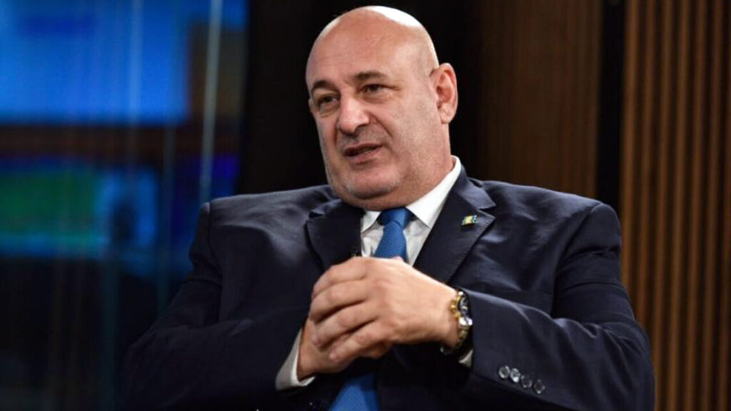 Santiago Cúneo encabeza Movimiento Democrático Confederal