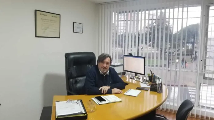 En-su-estudio-Cristian-Callegari