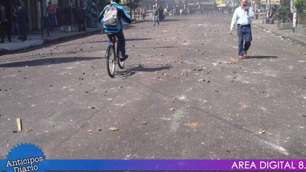 La Avenida Rivadavia fue eje de la batalla campal con la Policía Bonaerense