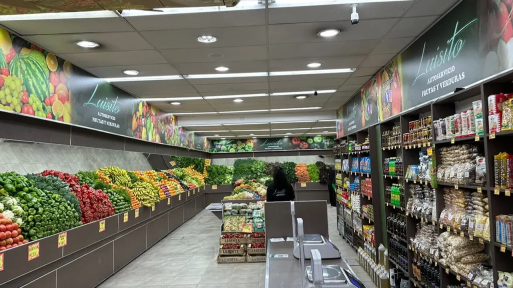 Autoservicio Luisito de Villa Tesei