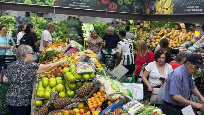 ¿Cuándo abre en Hurlingham el autoservicio-económico?