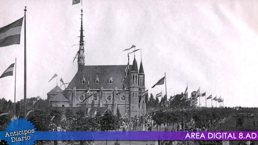 Inauguracion de la Iglesia Sagrada Familia (Abril 1902)