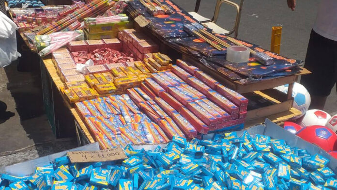 Y dale que va En Morón se puede vender pirotecnia