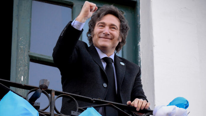 El Gran Hermano de Milei El polémico DNU que otorga superpoderes a la SIDE