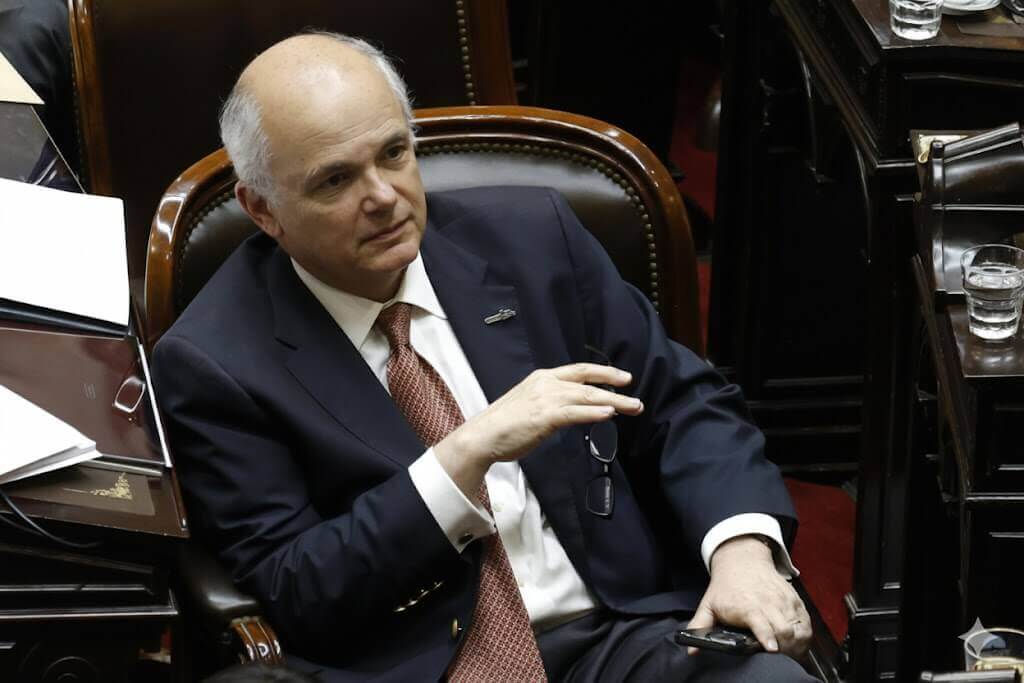 El diputado nacional Alejandro Fargosi quiere presentar un proyecto para impedir el ingreso de musulmanes al país