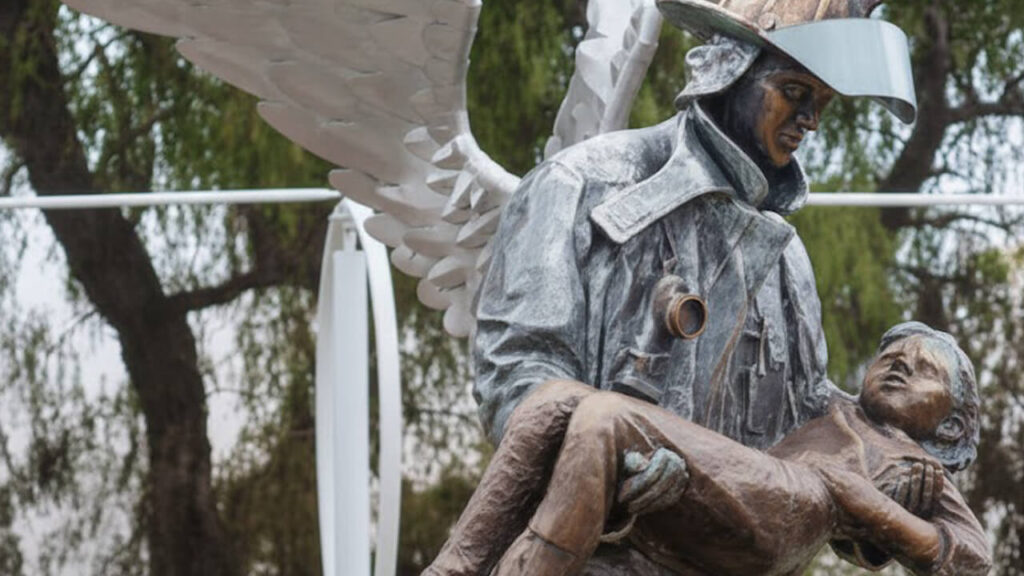 Monumento a los Bomberos Caídos