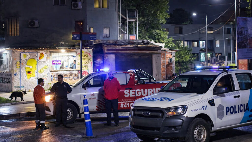 Allanamientos en el Barrio Carlos Gardel sin detenidos