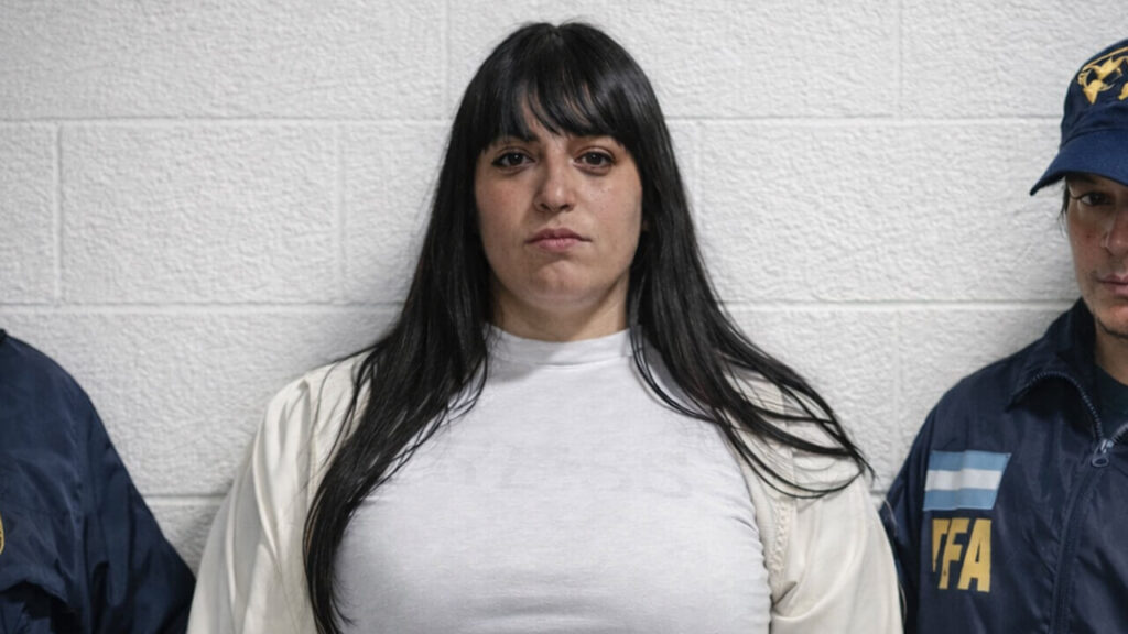 Quién era esta joven, de dónde salió, qué hizo, sabrá que terminó con la vida de un pibe que sólo intentaba ser honrado?