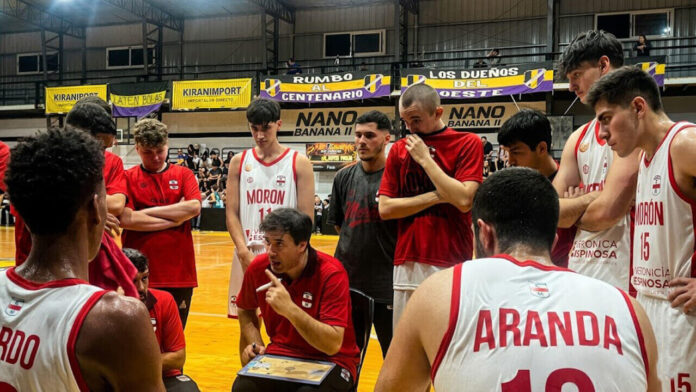 Casa Padua desarmó al Club Morón con eficacia ofensiva