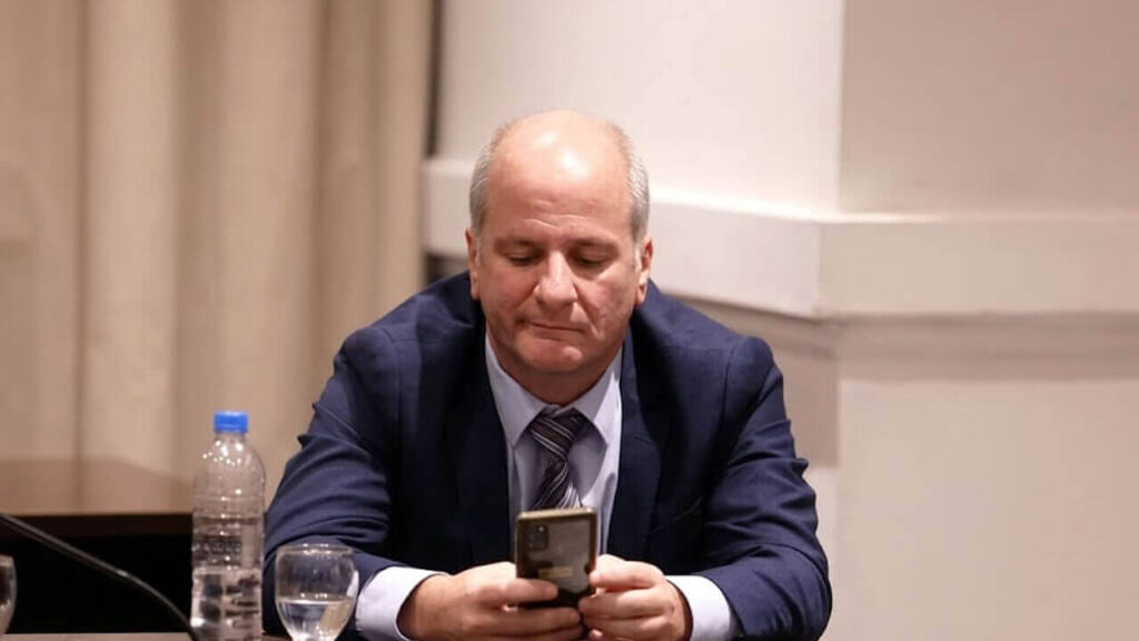 Claudio Scapolan durante el jury donde fue destituido