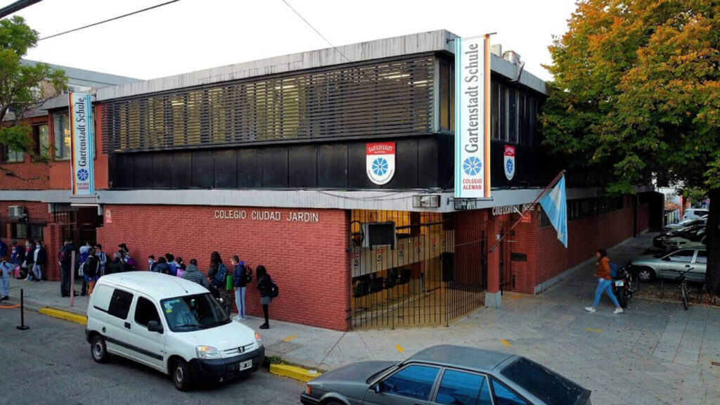 Colegio Gartenstadt Schule en Ciudad Jardín donde ocurrió el simulacro de fusilamiento en colegio