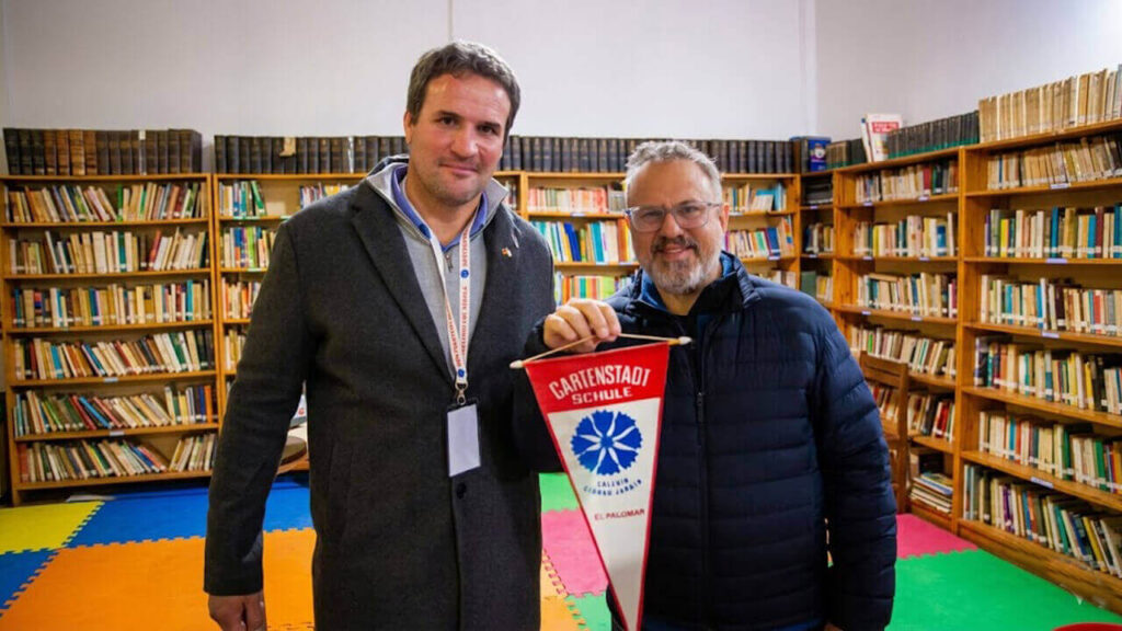 Diego Valenzuela en el Gartenstadt Schule durante el 70 aniversario del colegio en Tres de Febrero