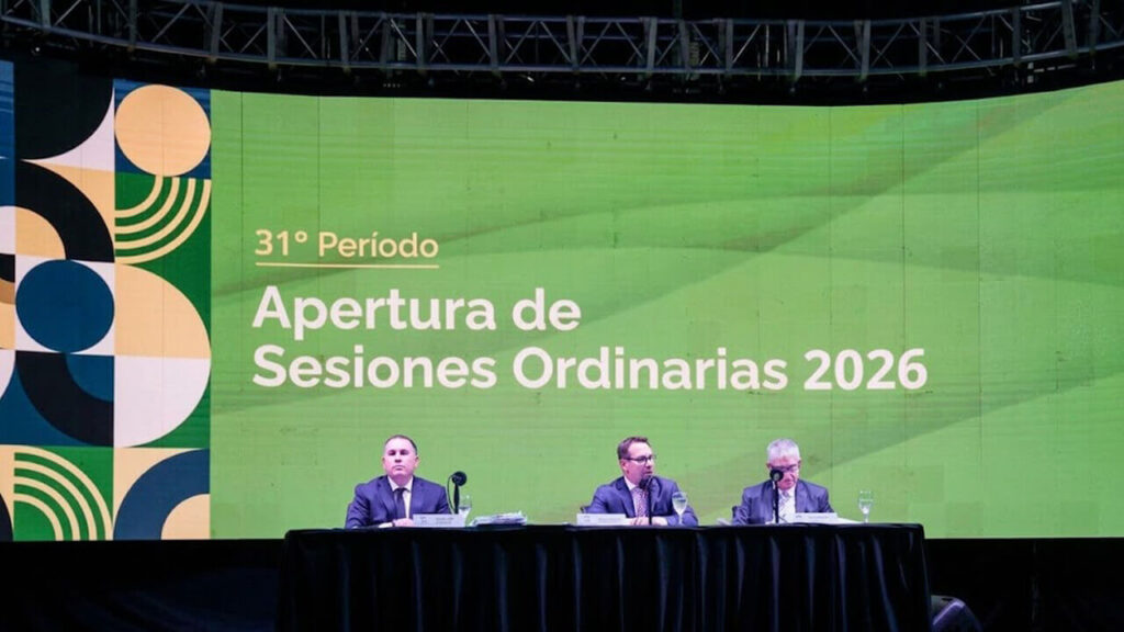 El intendente Pablo Descalzo no se olvidó de nada, por el contrario, detalló cada punto y gestión e insistió con la recuperación del Centro de Salud Brandsen
