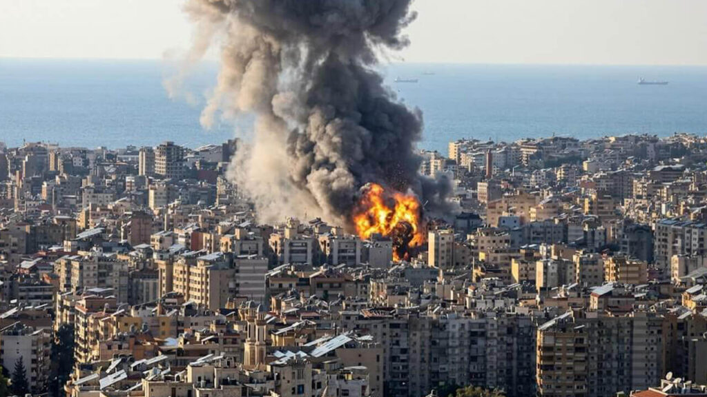 Nada justifica la muerte, sin embargo avanza ante la indiferencia y las transmisiones de televisión como un espectáculo lejano