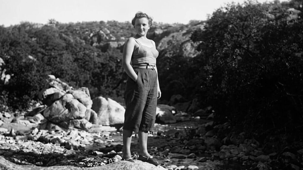 Nora Cortiñas adolescente en Córdoba la provincia que junto a sus padres visitaba en vacaciones