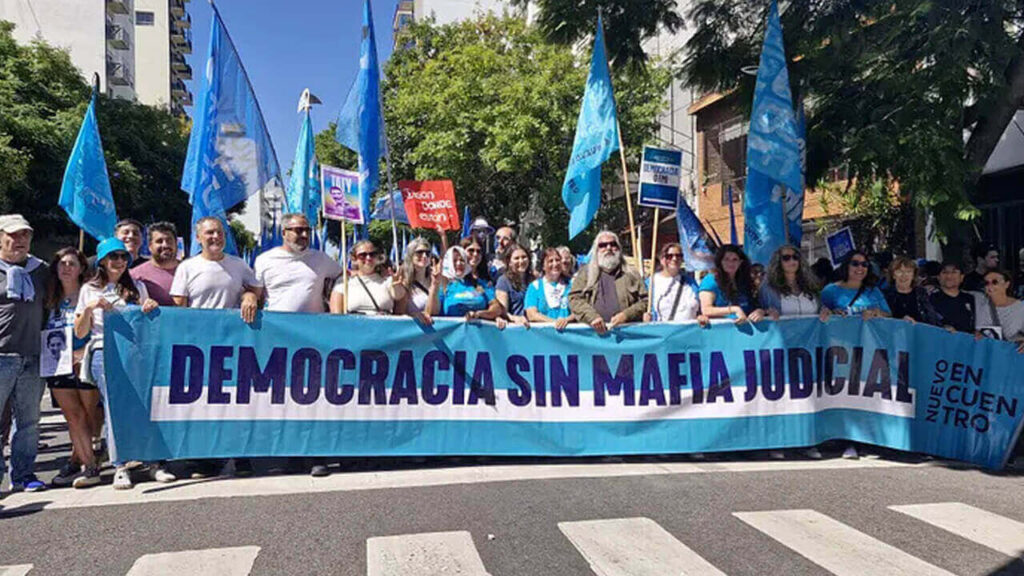 Nuevo Encuentro también pide la libertad de Cristina y llama mafia a la corporación judicial