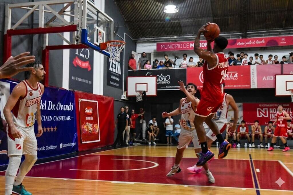 Un jump y adentro, así se aceleró el partido a partir del segundo tiempo