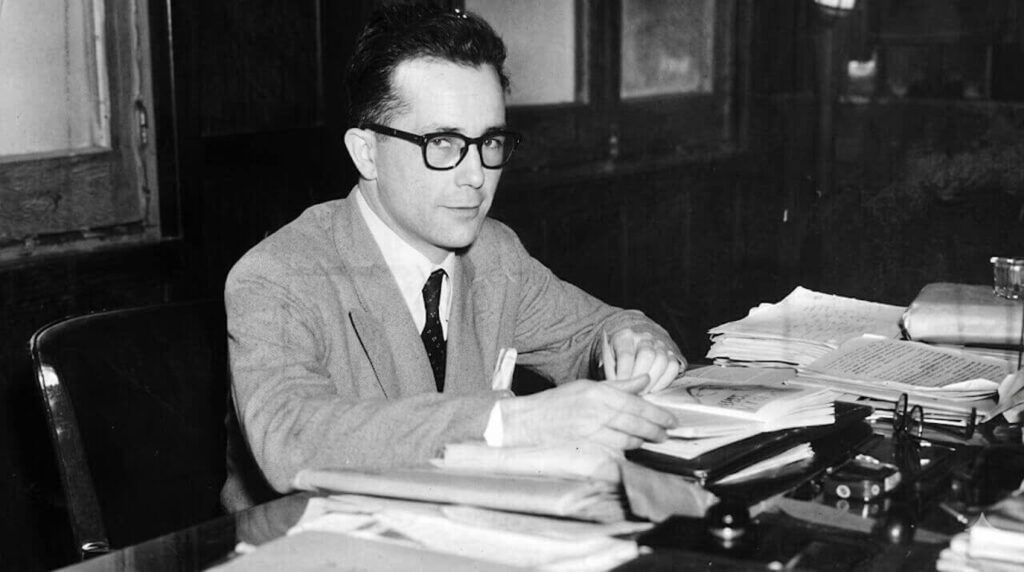 Rodolfo Walsh muy joven cuando escribía cuentos policiales y su fascinación era resolver intrigas