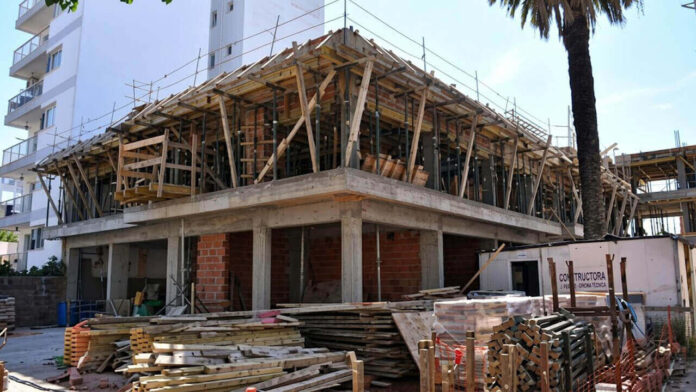 Derechos de construcción y recaudación, la gran contradicción que acaba de nacer en Morón