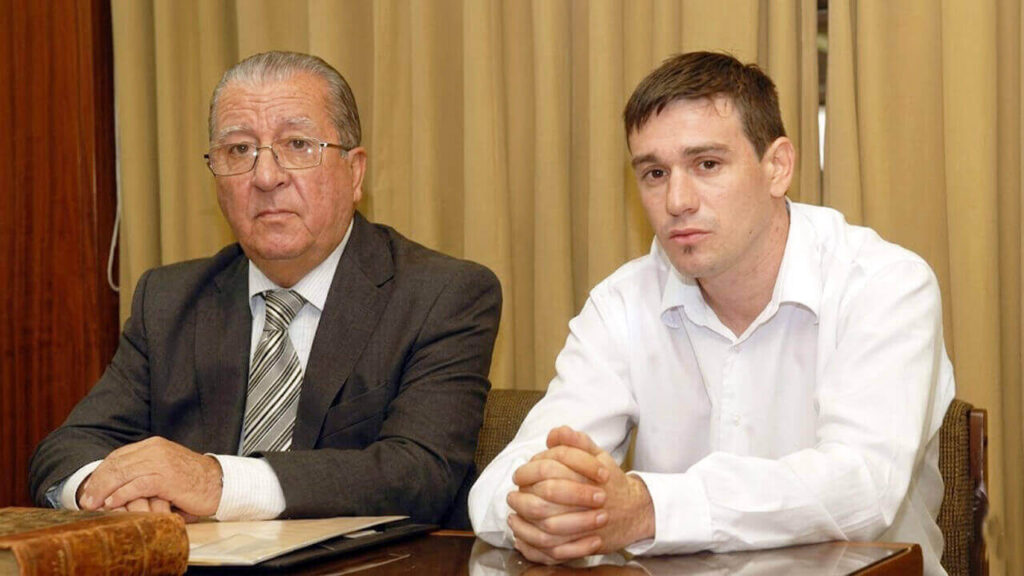 Antonio Orlando Cajal mató a toda su familia mientras viviía en Juan José Valle al 500. Fue otro crimen aberrante como el de Tito el cantante