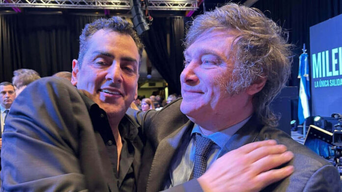 Leonardo Cifelli se convirtió en uno de los nombres clave de la política cultural argentina, sin embargo es rechazado por sus políticas culturales de mercado