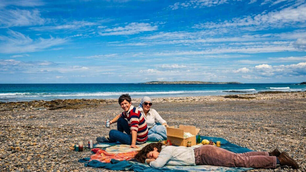 Turistas argentinos en las Playas de Malvinas