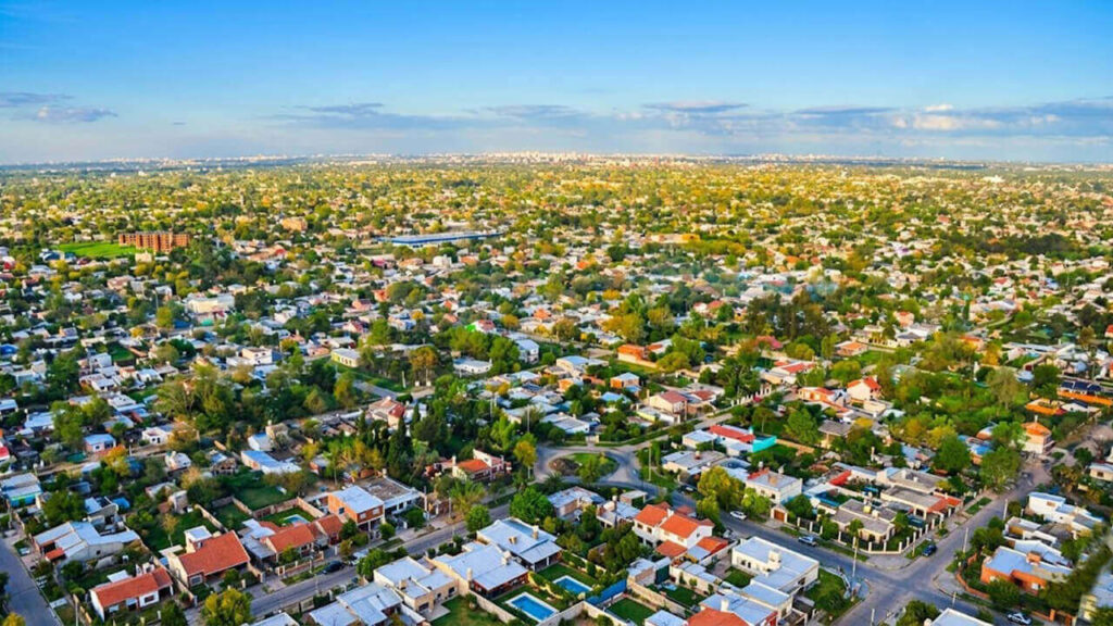 Vivir en Ituzaingó es hermoso, puro verde, pero los costos se fueron a las nubes